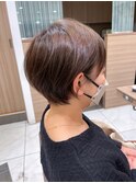 小顔になれる束感ショート