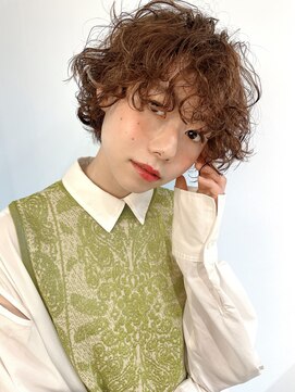 トイロ 中目黒(Toiro) ショートパーマ/プードルパーマ/くるくるパーマ【大毛亮佑】