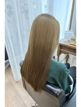 アルベリー ヘアーアンドスパ 浜松上島店(ALBELY hair&spa) ブリーチONカラー、スモーキーベージュ