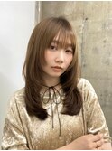 ミディアム　レイヤー　顔周り　似合わせカット　ベージュ