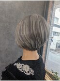 ショートボブ