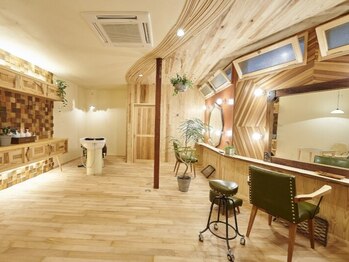 アニー(annie)の写真/完全プライベートな癒し空間。周りの目を気にせずゆったり寛ぎながら、髪も心も整う贅沢なひとときを♪