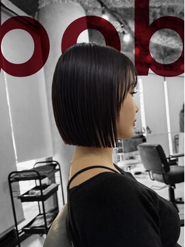 フランチェスカドットボブ(francesca.bob) ピンクバイオレット×切りっぱなしボブ【田野剛大】梅田