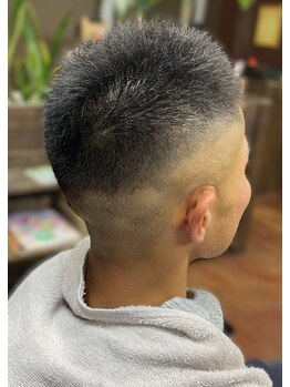 ヘアーアンドエクステンション ラファ(Hair&Extension rafa)の写真/【ON/OFFキマる計算されたカット】メンズカットも得意なスタイリストが創り出す再現性高いスタイルを―。