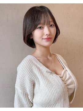 ヨリ ルトロワ 札幌大通(yori Le_trois) 似合わせカット30代40代50代ショートボブくびれレイヤーカット