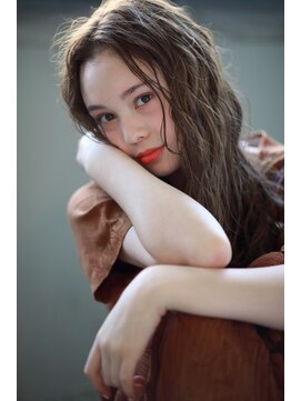 クロム(Chlom) Chlom★アッシュブラウン小顔スタイルTEL0425125655