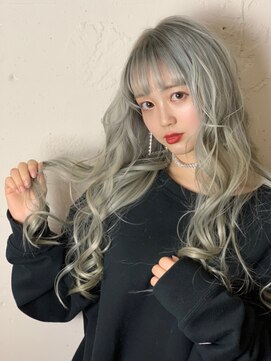 イエローコーン 金沢文庫店(YELLOW CORN) プラチナホワイト