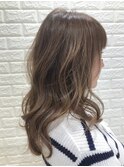 ミルキーベージュ