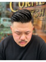 フォーコーナーズ(Four Corners)&nbsp;Skin Fade【バーバースタイル】フェードカット《刈り上げ》