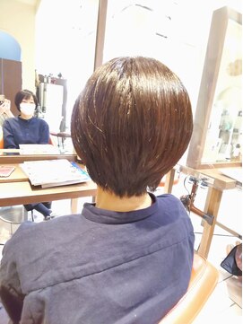 ネオリーブチノ 登戸店(Neolive cino) ショートボブ 大人ボブ お手入れ簡単 小顔 前髪 20代 30代 登戸