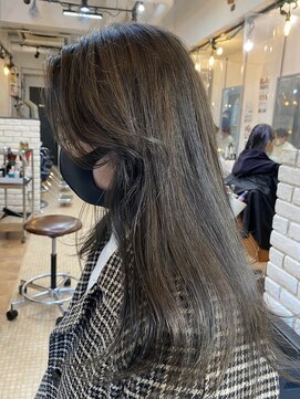 ビランチェ 池袋(bilancia) 透明感カラー/グレージュ/チャコールグレー【池袋池袋東口】