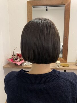 リアン(Lien) ミニボブ外国人風カラー