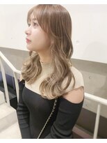 アクアオモテサンドウ(ACQUA omotesando)&nbsp;◎インナーカラーイヤリングカラーホワイトミルクティーベージュ