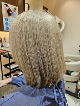 ジール プラス 西明石駅前店(zeal plus) 【☆ホワイトベージュ】