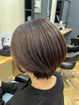 アルター(aL ter) ［ハッシュカット/フルバング/似合わせカット/レッドブラウン］