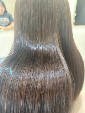 ゴーシェン 稲毛店(Goshen) 艶さらストレート