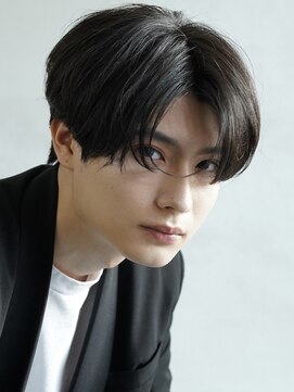 ノード(NODE) センターパートニュアンスパーマ波巻きスパイラルパーマフェザー