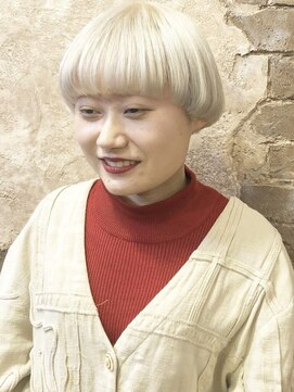 マギーヘア(magiy hair) ホワイトマッシュ［magiyhair 西部笑］【下北沢】