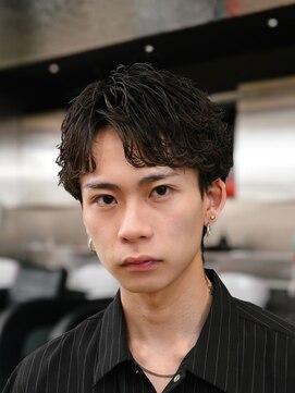 フィフス 渋谷(fifth) 今流行りの無造作刈り上げないツイストスパイラルショートパーマ