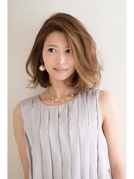 リミ(Limi) 外国人風フェミニンボブ