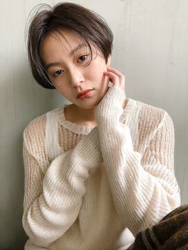 フォト 新宿(foto) グレーベージュ前髪パーマレイヤーカットダブルカラー髪質改善