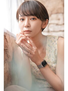 カライング(ing) 大人可愛い20代30代40代黒髪ひし形小顔ボブ丸みショート