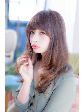 ミエル ヘア 新宿(miel hair) 〈mielhair新宿〉ふんわりロング　艶髪　トリートメント