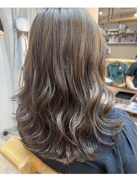 スリーバイエイム(03 eim) つやグレージュ＊＊