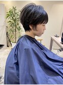 江坂で大人気☆☆短すぎない束感ショート　濃厚アッシュグレー