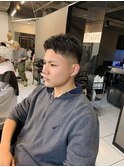 スキンフェード　フェードカット　メンズカット　アップバング