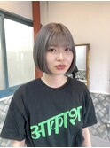 グレーカラー