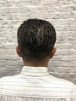 グレイスフル バーバープラチナム 六本木店(Graceful Barber platinum)&nbsp;ツーブロックで作るオールバックスタイル