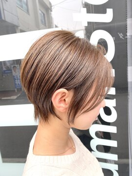 イー(E) ショート