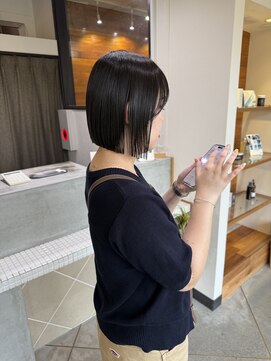 イロプラスソイ(iro + soi) bob cut