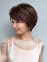 ラルユー 金山(LallYou)&nbsp;30代40代大人かわいい前髪ありの前下がりショートで絶壁解消！