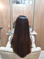 ヴァークル(Virkle) うねり改善×まとまり重視ロング