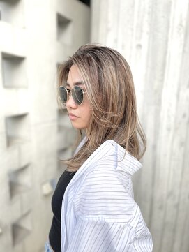 リバレッジ 広尾(Leverage) 海外風ブランドベージュ【広尾、恵比寿】担当:尾上