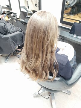 エンカウントバイマハロ 千葉(encount by mahalo) ミルクショコラベージュ[ハイライト/ブリーチ/インナーカラー]