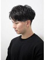 ノイセル 西本町(Noisyle)&nbsp;スーツ黒髪短髪サイドバングかき上げアップバングツーブロック