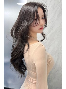 ランズ(LANDS) レイヤーカット 【韓国ヘア 大阪 梅田】