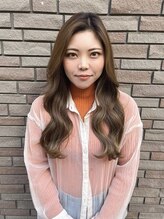  的確なアドバイスと丁寧なカウンセリングで幅広いお客様を担当。