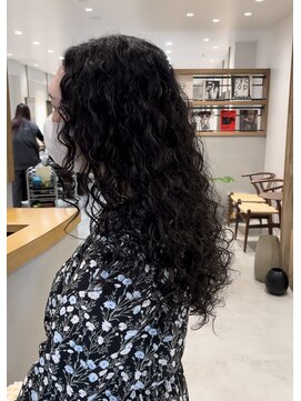 シアン 矢場町店(CYAN.) スパイラルパーマ×ロングヘア×黒髪ウェーブ