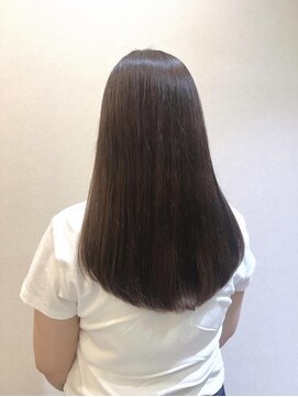 ヴィサージュプラス(VISAGE plus) 思わず触れたくなる髪へ。美髪矯正でツヤ髪体験