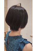 ショートボブ