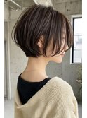 前下がり丸みショートボブ