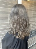 冬映え◎波巻き透明感アッシュグレージュ20代30代