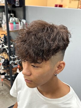 エトワールプラス 海外風スペインカール　2025/11/21↓メンズ限定↓