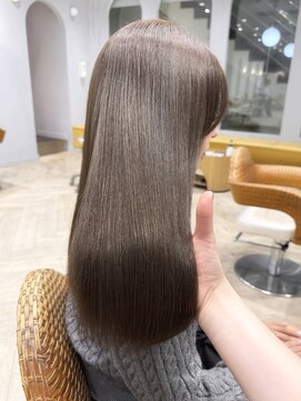 【関日葉里】アッシュベージュ