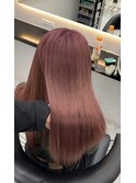 ピンクベージュ