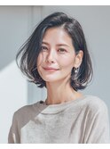 大人かわいいワンレン耳かけボブ